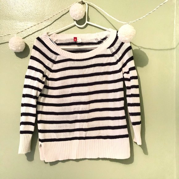 Striped Scoop Neck Sweater - Picture 1 of 6